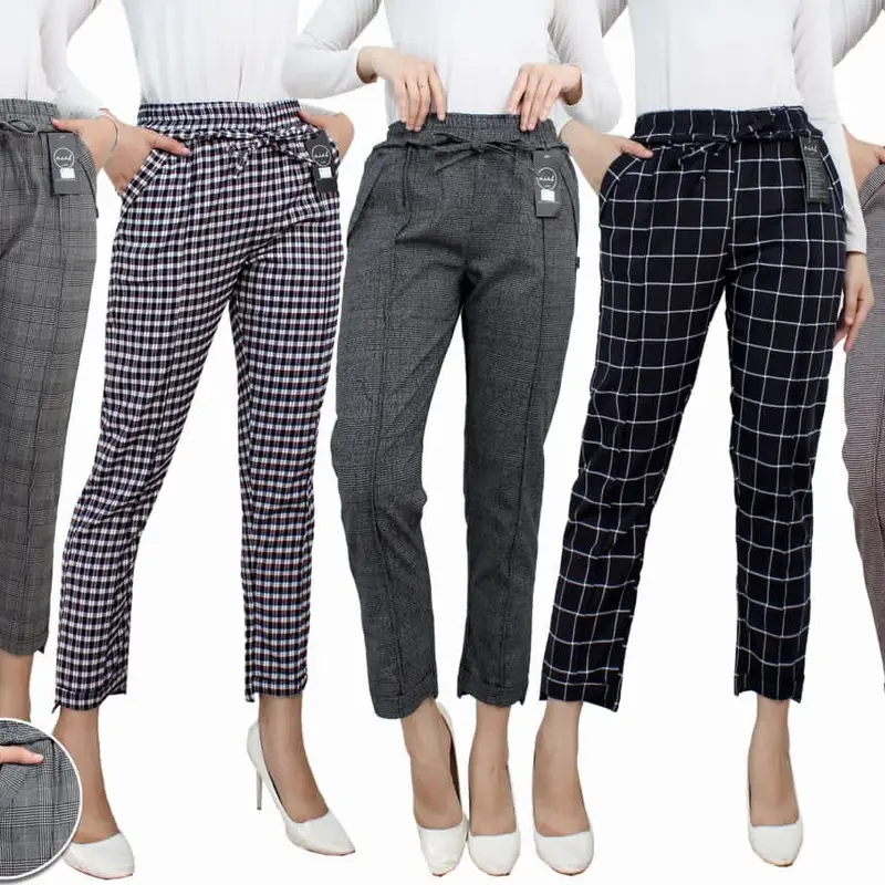 Celana Bagypants motif kotak. 0