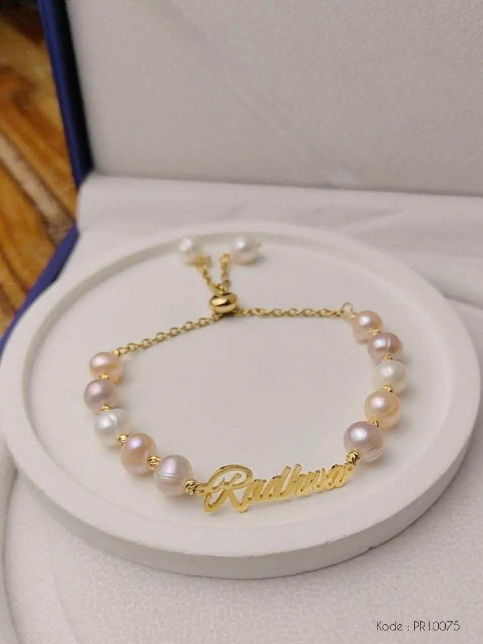 [Pre-Order] Gelang nama bisa request nama sendiri dengan mutiara air tawar asli lombok