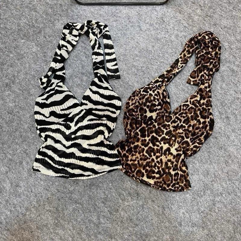  ÁO YẾM THUN LUỚI CHOÀNG CỔ HOẠ TIẾT CÓ KÈM MÚT ĐỆM FOM CROPTOP 