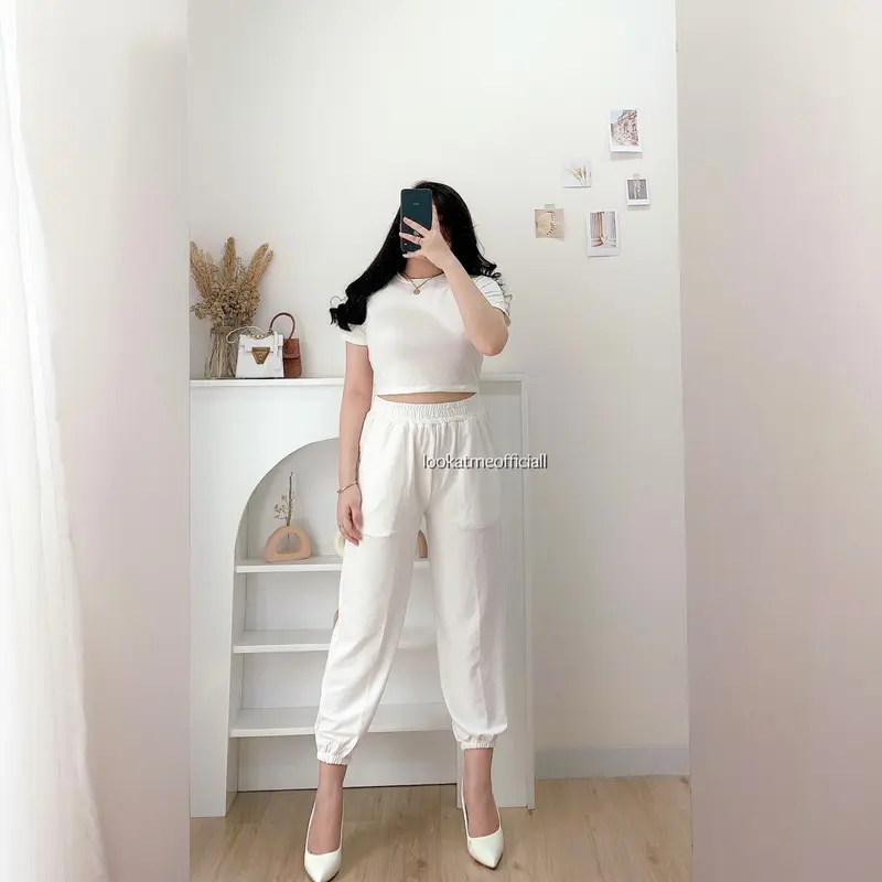 Lookatmeofficial • Zoey Set - Setelan Wanita Premium celana jogger  crop  top Atasan Baju Karet Pendek 3