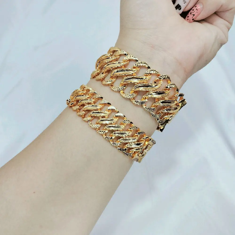 sisik padat 2,5cm (lebar).glossi