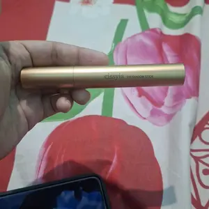 【PROMO&COD】Pensil Eyeshadow 3 Warna dengan Glitter Efek Glowing Warna Gradiasi Tekstur Matte & Shimmer Cocok untuk Pemula Berat 3.5 Gram