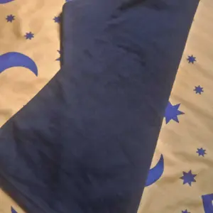 TANGTOP WANITA  (  NO BRA ) BAHAN KAOS SPANDEKS TALI KECIL /TANGTOP WANITA