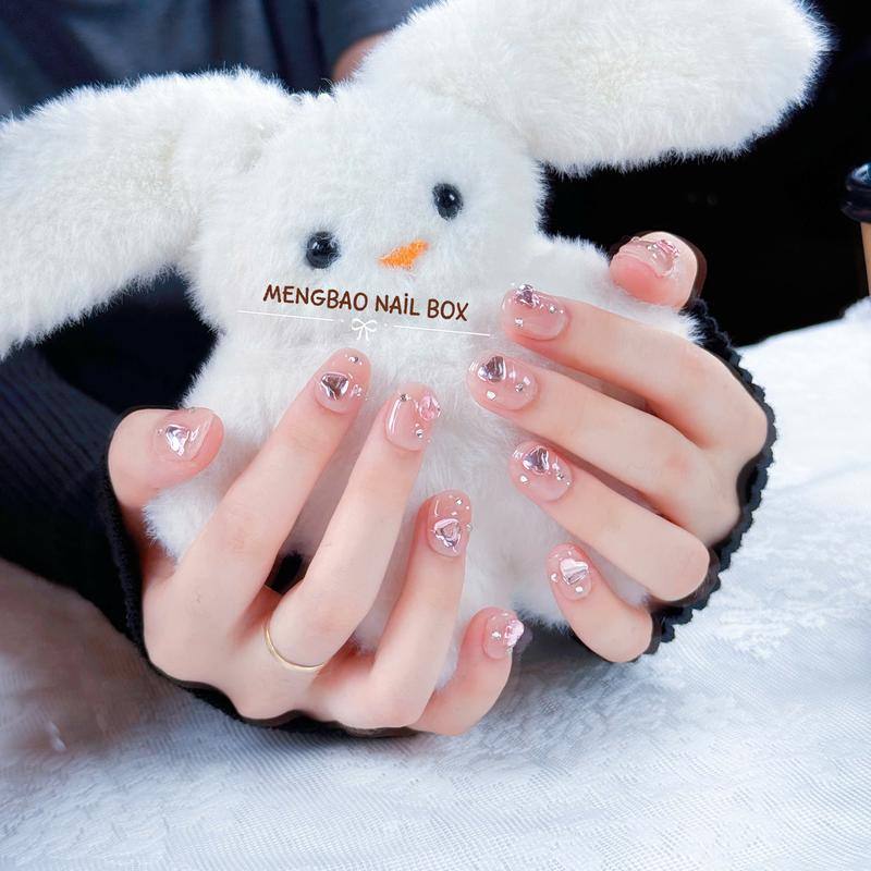   Mã B068  Nail Box Móng Tay Giả Màu Hồng Thạch Đính Đá Họa Tiết Trái Tim Bộ Móng Vuông Ngắn Đơn Giản Trẻ Trung Lung Linh Lấp Lánh Xinh Xắn Dễ Thương Cute Đi Tiệc Đi Chơi Chụp Kỷ Yếu 
