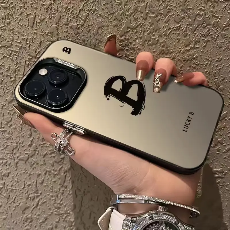 Case IMD Hologram Hitam Huruf Inisial Untuk iPhone 11/12/13/14/15 X/XS/XR/XSMAX 12/13Mini 14/15Plus 3