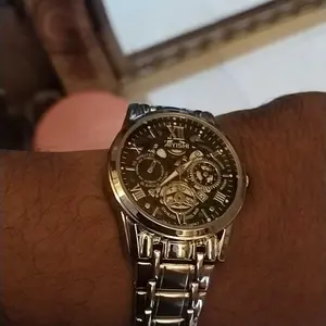 【Buy 1 Get 1 !!!】 Jam Tangan Pria AIYISHI Tipe Olahraga Multi-Fungsi dengan Mesin Kuarsa Otomatis, Kaca Jam Warna Hitam, Bahan Stainless Steel, Tahan Air 30 Meter, Garansi 2 Tahun