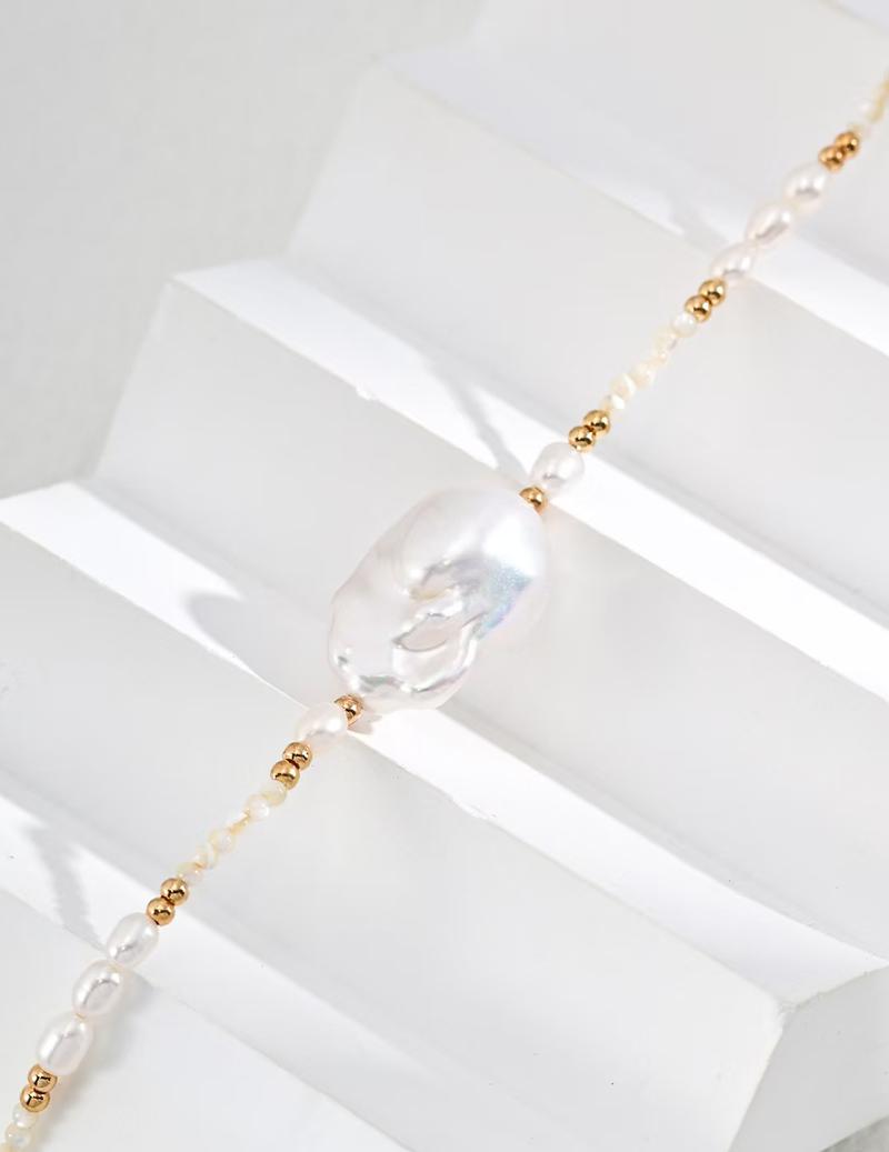Product Introduction of The 2025 new model of women's S925 silver minimalist natural shell necklace is youthful and versatile.It is a perfect gift for festivals and suitable for daily wear. tyla  water  necklace 4