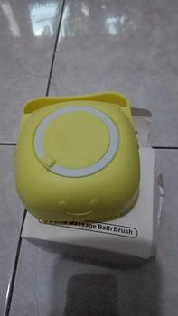 Product Review of Sikat Mandi Dispenser Silicon /Shower Brush Silicon / Sikat Silicone Lembut Dispenser Sabun Mandi   Silikon from m**h 2