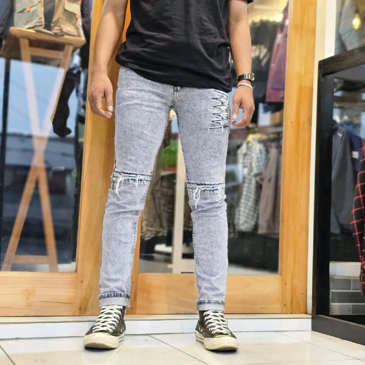 mydie-celana jeans panjang abu snow sobek/celana jeans panajng pria slimfit Melar