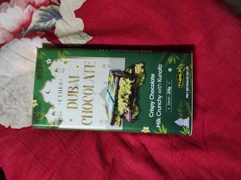 Product Review of DUBAI VERSI RAMADHAN LEBARAN IDUL FITRI crispy pistachio coklat kunafe chocolate bar dubai halal from V**l 1