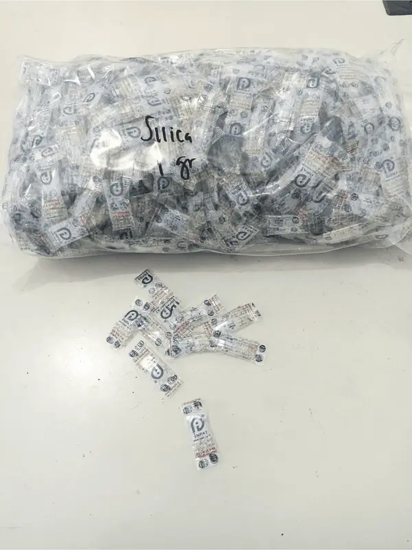 Silica Gel 1gr Food Grade Pengawet Makanan Silika gel Sepatu Tas Dompet anti jamur 500 sachet 1