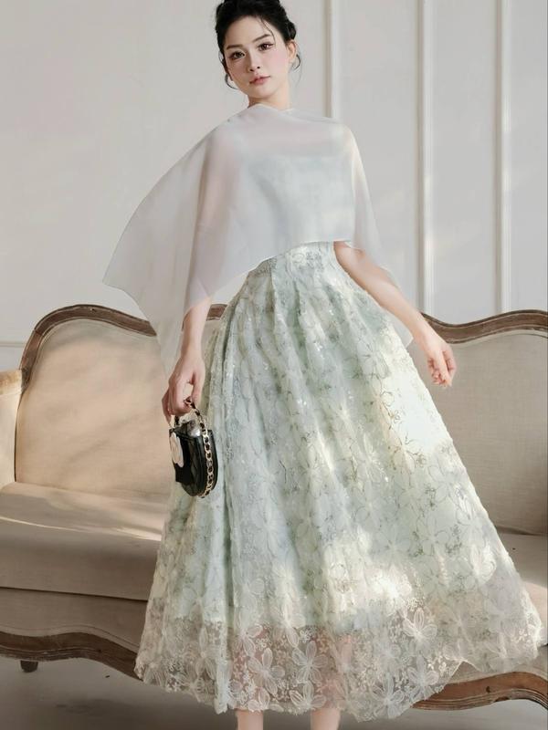 Đầm thiết kế 2 dây ren nhũ xanh sang chảnh phù hợp đi làm đi chơi