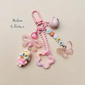 Gantungan Tas Custom Nama Bag Charm Keychain Akrilik dengan Hiasan Kupu-kupu dan Boneka Lucu