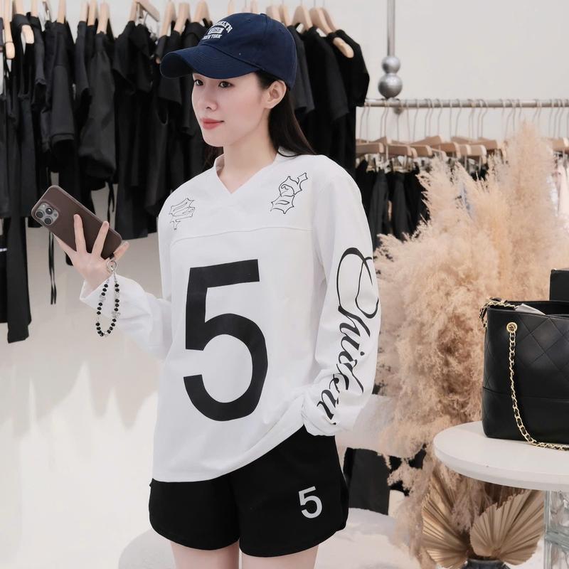 Chidori - Set Bộ Đồ Nữ Thu Đông Gồm Áo Dài Tay Và Quần Short Chất Vải Cotton Hai Chiều Logo In Phong Cách Thời Trang Mùa Se Lạnh