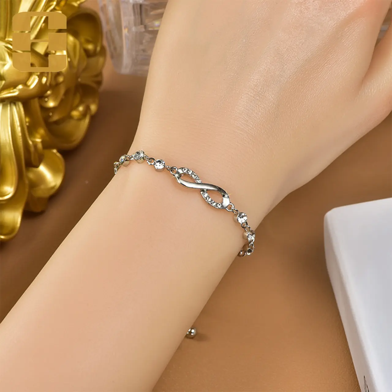 HUICUI Gelang Titanium Wanita Anti Karat Lapis Emas Berlian Selamanya Korea Aesthetic Mewah Aksesoris Perhiasan Gelang Serut Murah Anti Luntur S174-S176