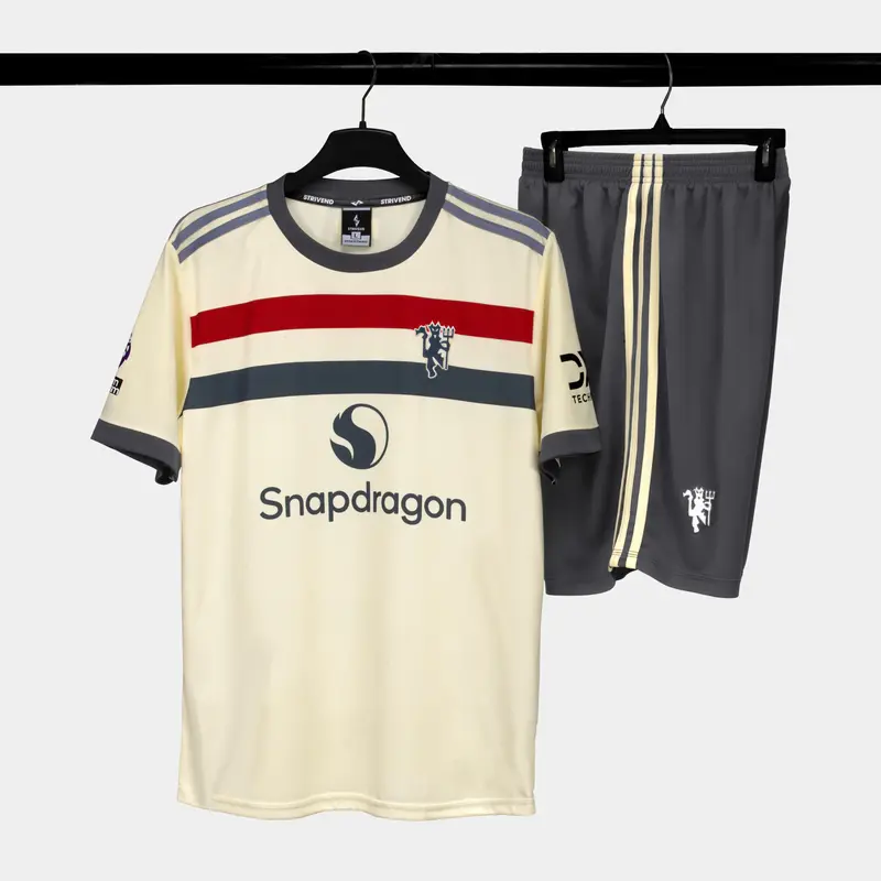 Bộ Quần Áo Bóng Đá Man United Đỏ SS25- Chính Hãng Strivend - Sport - Trang Phục Nam - Đá Banh - Chạy Bộ - Tập Gym - Top 2