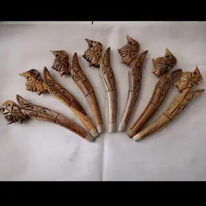 Pahul Wayang , terbuat dari kayu berbahan johar sangat unik
