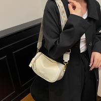 Gambar Coditto Tas Selempang Wanita Model 2026 Boston Hitam dengan Tali Bahu Lebar & Ritsleting Logam Cocok untuk Belanja dan Perjalanan Bahan Berkualitas Tinggi Nyaman Dipakai Penyesuaian Panjang Bahu Volume Kecil Kapasitas Besar - Kafe dari Tas Wanita Cloe Kab. Tangerang 5 Tokopedia