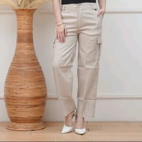 Celana Cargo Panjang Wanita Katun  Karet  Standar Nyaman Kekinian Casual Kulot Hitam