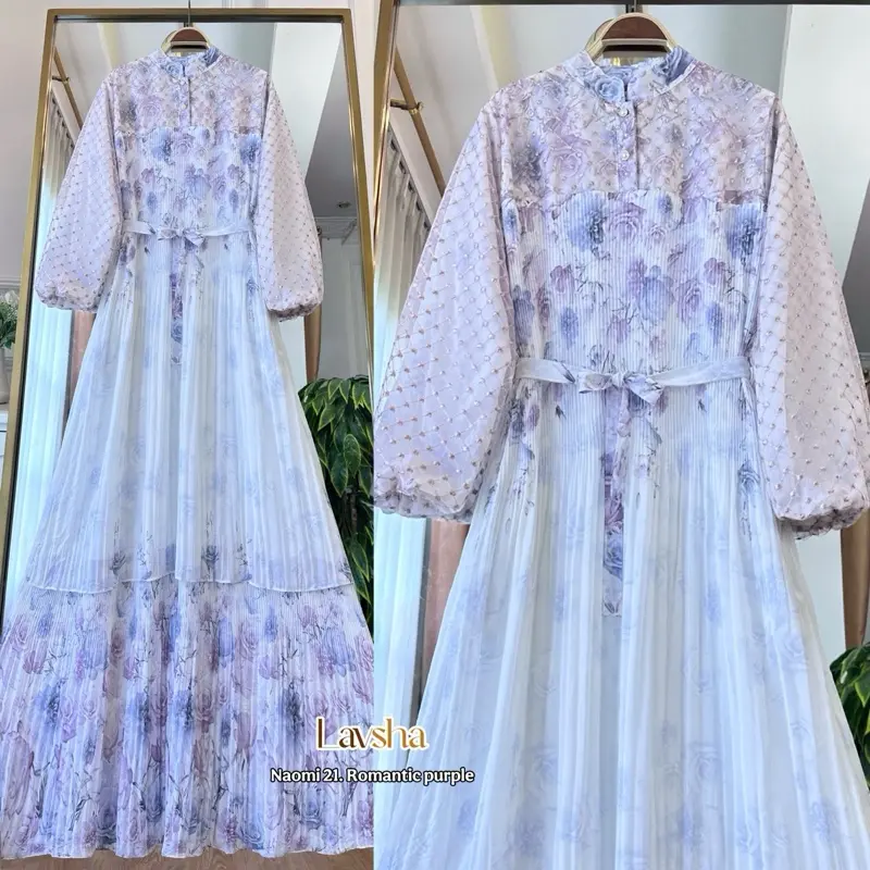 Naomi 21. Romantic purple