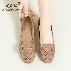 XOU New Flat Shoes Wanita Terlaris  Korean Style & Coquette - Nyaman untuk Kaki Lebar Wanita Model  Berlubang Multifungsi Nyaman untuk Aktivitas Sehari-hari Gaya Unik