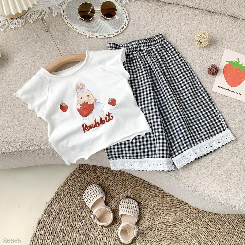 Hey Susie S6865- Bộ Đồ Áo Kem Thỏ Dâu Quần Kẻ Caro Cho Bé Gái Size 9-25kg