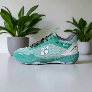 sepatu batminton wanita size 36-40 sepatu olahraga cewek voli joging