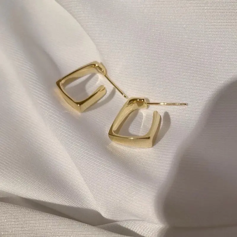 Nicole & Co (L01) - Anting Hoops Square Gold / Anting Persegi Warna Emas / Anting Fashion Korea / Giwang Anti Karat 4