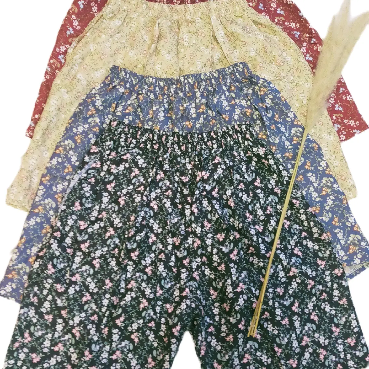 Celana Pendek Dewasa Katun Santai Motif Hitam - Shorts, Linen, Wanita, Kulot