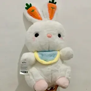 Boneka Kelinci Wortel Lucu – Jumbo (Ukuran 22×16×38 cm )
