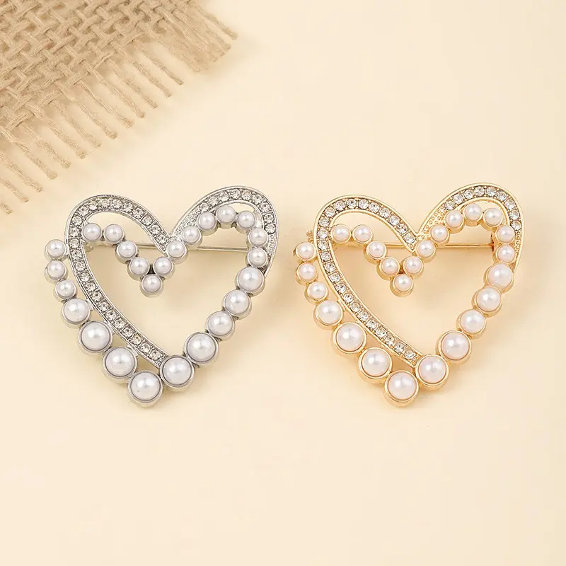 Love alloy brooch, pin, clothing accessories best selling  exquisite heart to heart chest flower  headscarf needle  silk scarf buckle