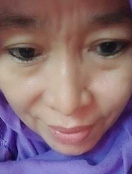 Product Review of (Buy 1 Get 1)Celak Kajal Milai Original Saudi Eyeliner Hitam Pensil Waterproof Elegant from U**i A**I 0