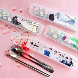 Sujeo Alat Makan Set Sendok Garpu Sumpit Kpop Series BTS EXO NCT Blackpink Aespa Treasure Stainless Steel