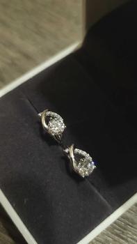 Product Review of S925 Sterling Silver Earrings Moissanite Stud Earrings Cross Water Drop Earrings Light Luxury Korean Style 1 Karat Moissanite Stud Earrings for Women from a**9 0
