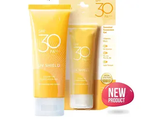 Wardah UV Shield SPF 30 PA++ Vitamin Rich Ringan 0% Alkohol Melindungi dari Sinar UV A UV B dan Blue Light dengan Proteksi Spektrum Luas