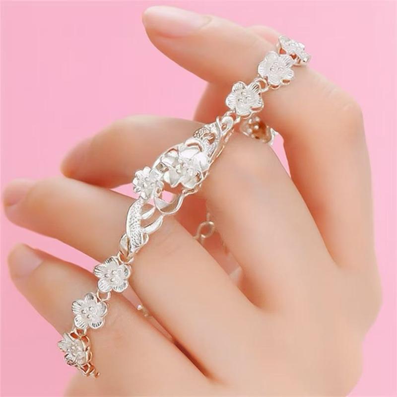  Lắc tay HOA MAI thiết kế đúc đăc mẫu mới tinh xảo đặc biệt cho nàng tiểu thư dịu dàng 