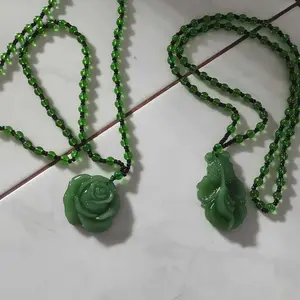KALUNG GIOKBUTIR HIJAU DENGAN LIONTIN TERBARU DAN TERLARIS
