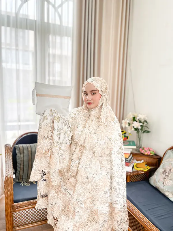 Mukena Dewasa Shabrina Renda Mewah Cantik Elegan mukena Ekslusif Mukena Katun Foil Super Nyaman Fashion Muslim Diskon Mukena Obral Mukena Murah 4