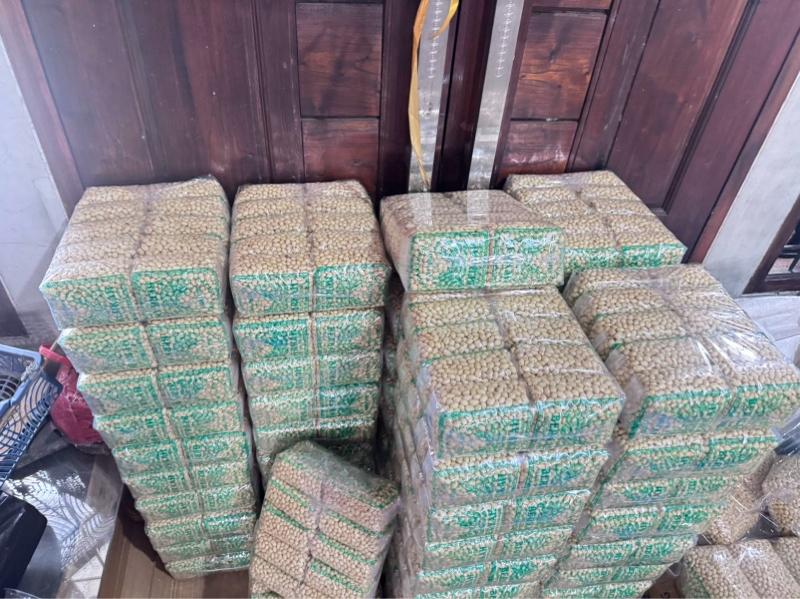 Product Introduction of 5 bungkus Kacang Kupas Asli Tuban 250g x 5 Bungkus - Total Berat 1,250g - Goreng, Food, Mete, Kering, Snack, Cemilan Bawang Makanan Camilan Mede 8