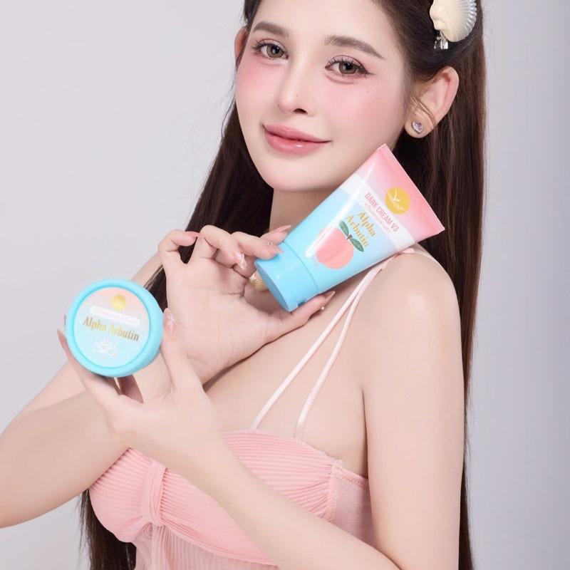 Combo sáng mượt v3 gồm kem thâm mông và kem dưỡng trắng mịn v3 100ml Làm Đẹp Da Và Dưỡng Da Body