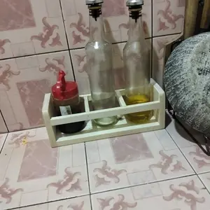 Rak Botol Minimalis ISI 3 dengan Ruangan Rinis