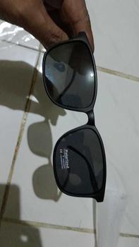 Product Review of TERLARISSSS Kacamata Hitam Pria Wanita Kacamata Gaya pria keren A1216 Lensa polarized UV 400 COD Eyewear Sunglasses from W** k**n 0