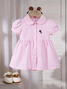 Camiseta de bebé niña bordada a rayas con cuello redondo y manga corta, estilo universitario para primavera/verano, perfecta para jugar al aire libre, versátil y linda