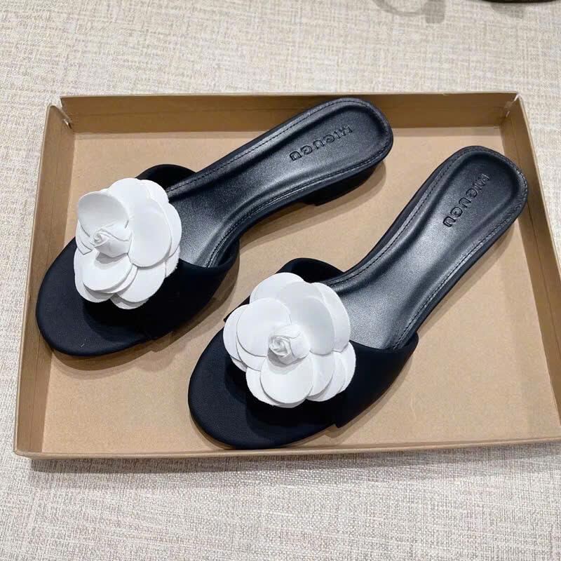 Giày cao gót hoa trà mũi tròn hở mũi cho nữ - Women