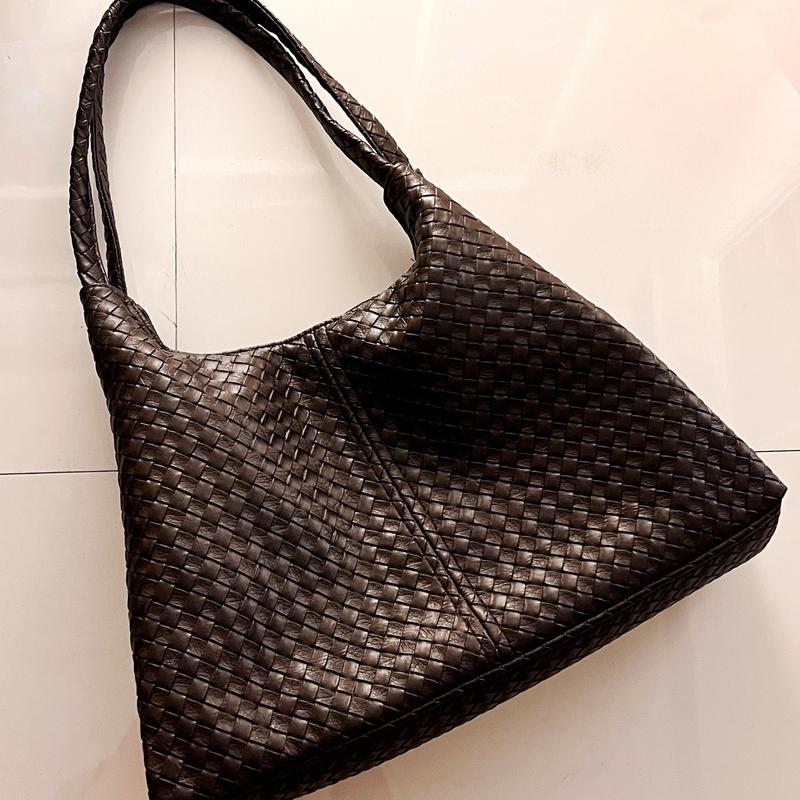 Geraldine Bekkattla Geometric Bag main image 1