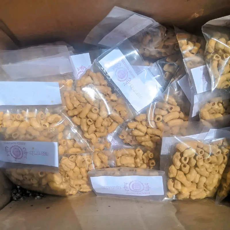 Makanan Kering Makaroni Bantet Jagung Manis 37g - Food, Snack Camilan 2