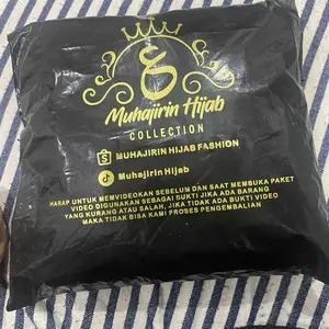 Muhajirin Hijab Instan Kerudung Bergo Shaquila Jersey Premium Lembut Size L Hijab Instan Khimar Panjang Syari Bahan Spandek Jersey Elastis Dan Nyaman