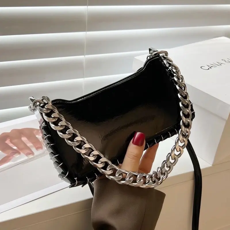 ￼Tas Selempang Kulit Wanita Dompet Hp Cewek Rantai Mini Handbag GT 009 1