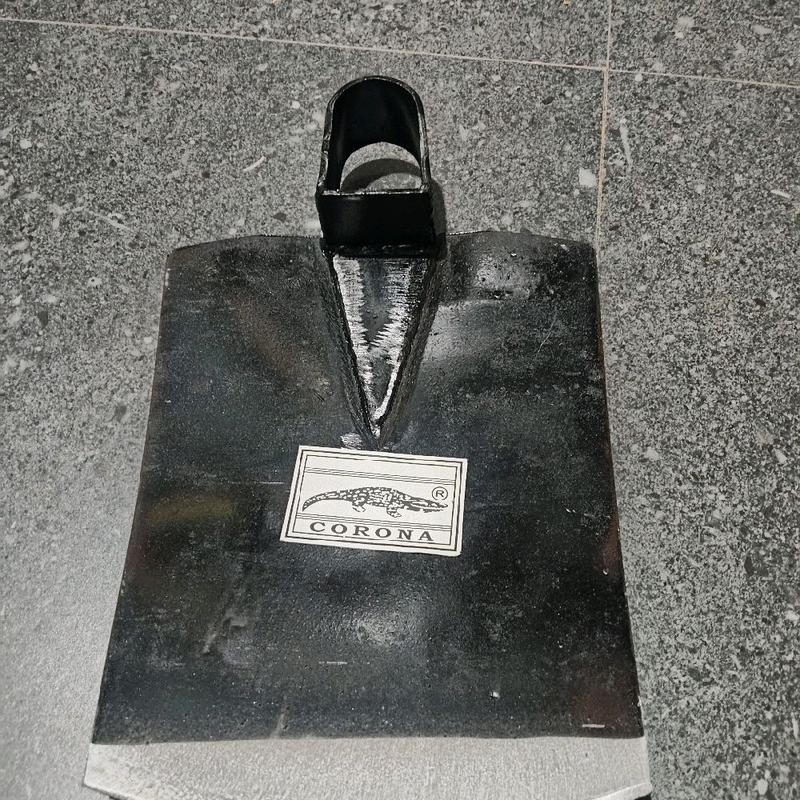 Pacul Cangkul Buaya Hitam Putih Model Terbaru - Panjang 24cm, Lebar 18cm 1