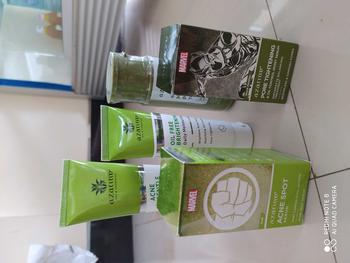 Product Review of Azarine Complete Face Series Treatment Paket Lengkap Skincare Face Wash Toner Day Cream Night Cream Moisturizer Cleansing Creamy Facial Oily from e**e p**a 1